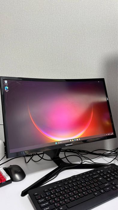 Монитор Samsung 144 герц, 24дюйм FullHD