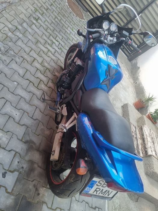 Yamaha fazer 600 cm.70 kw