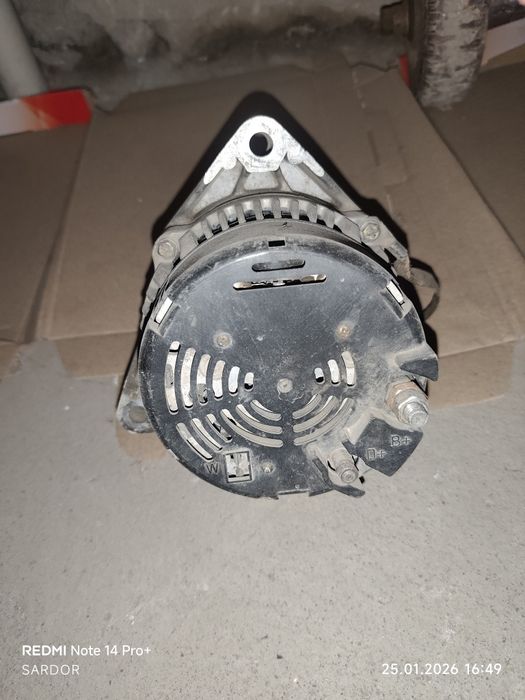 Мерседес Генератор для м102 м103 м111