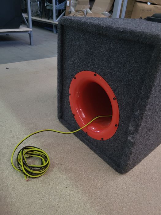 Сабвуфер 12ка с усилителем 4х канальным