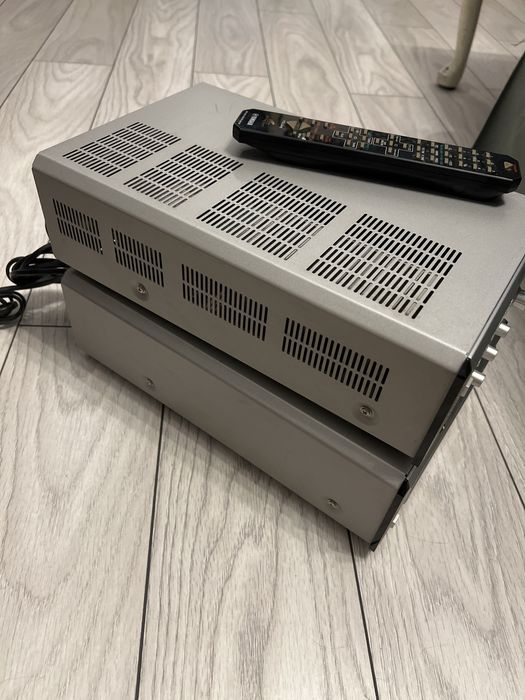 Amplificator Yamaha RX-E400