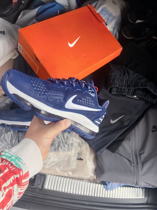 Мъжки маратонки Nike air max последни 41 номер