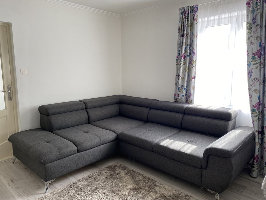 Coltar extensibil cu lada de depozitare