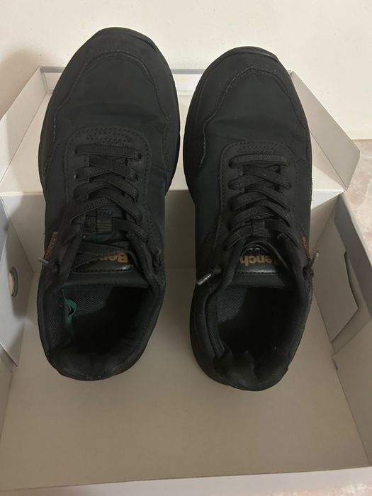 Adidași bench, vin cu cutie
