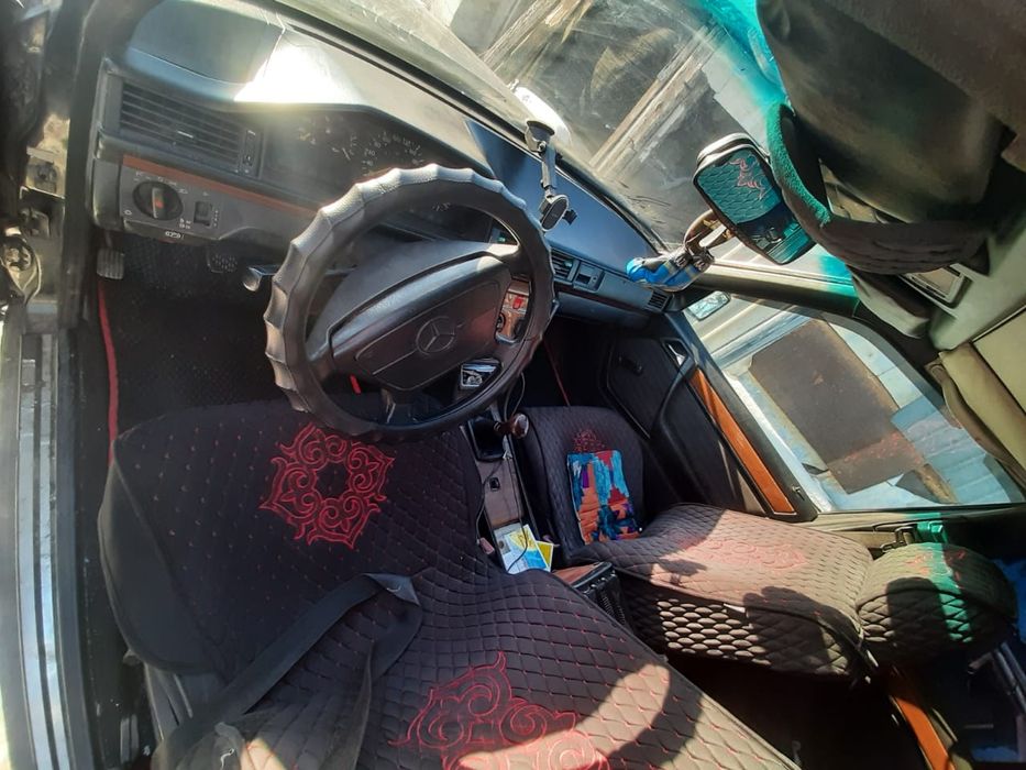 Мерседес Е 200. Двигатель 111 .