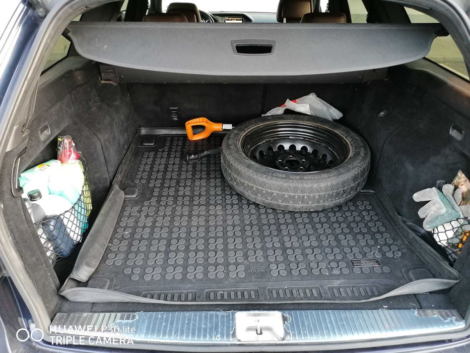 Мерцедес Е350 Bluetec 4-Matic T-Modell