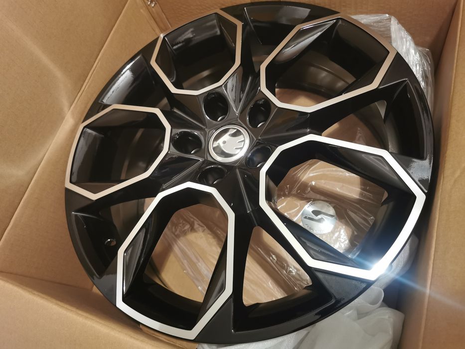 jante de aliaj pentru skoda model rs pe 18 marca Silver line