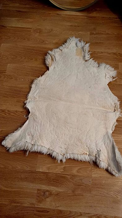 Covoras din blanita naturala de oaie