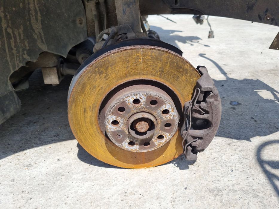 Fuzeta fata dreapta Volkswagen Passat B6 (3C2) [Fabr 2005-2010]2.0 TDI