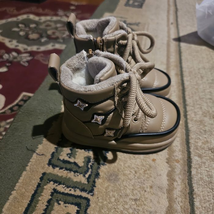 Зимные сопоги для девочек новый 25 размер