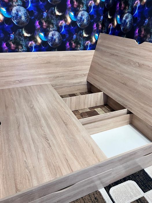 Продам кровать двуспальную