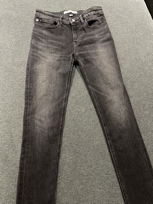 Дънки Calvin Klein и подарък дънково яке!!!