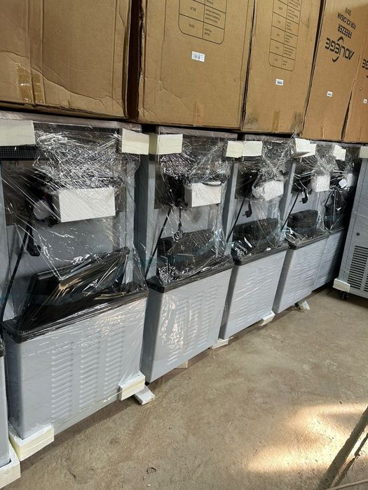 Новый мороженое аппарат