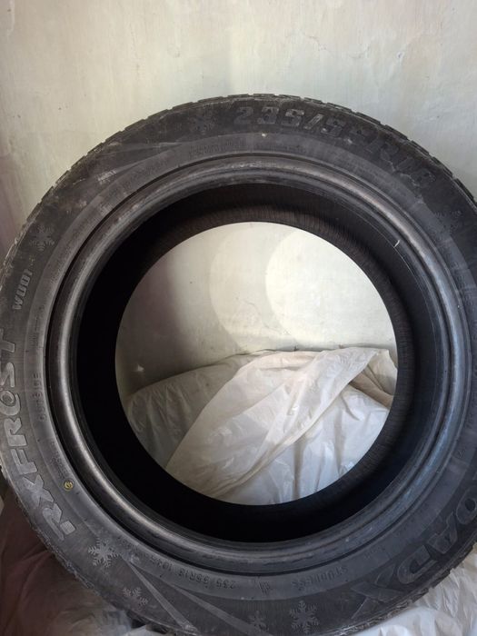 Продам зимние шины