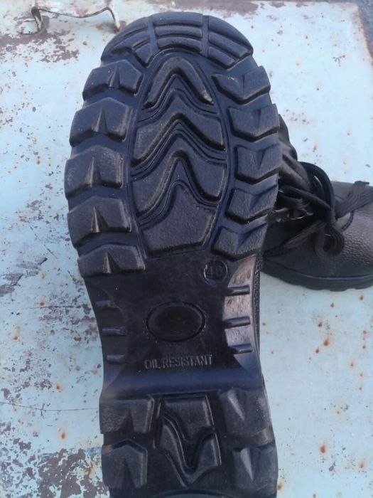 Продам специалезированную обувь