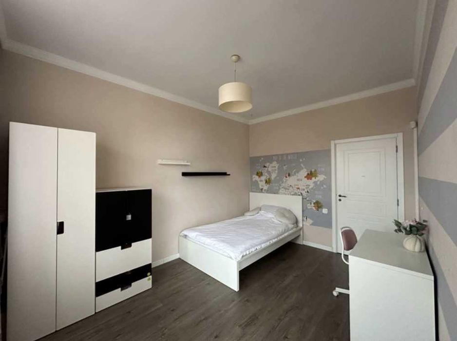 Дава се под наем Тристаен апартамент в София, Витоша - 120 кв.м за 1295.4 € - Снимка #5