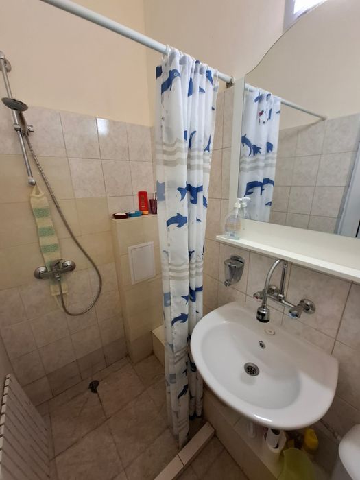 Продава се търговско помещение 70 кв.м до морето (500 м)