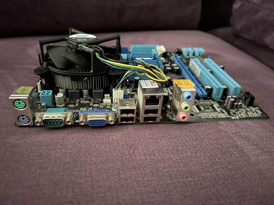 Placă de bază ASUS P5G41T-M LX + ventilator Intel