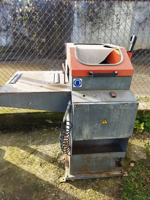 Машини за Pvc и Al Дограма