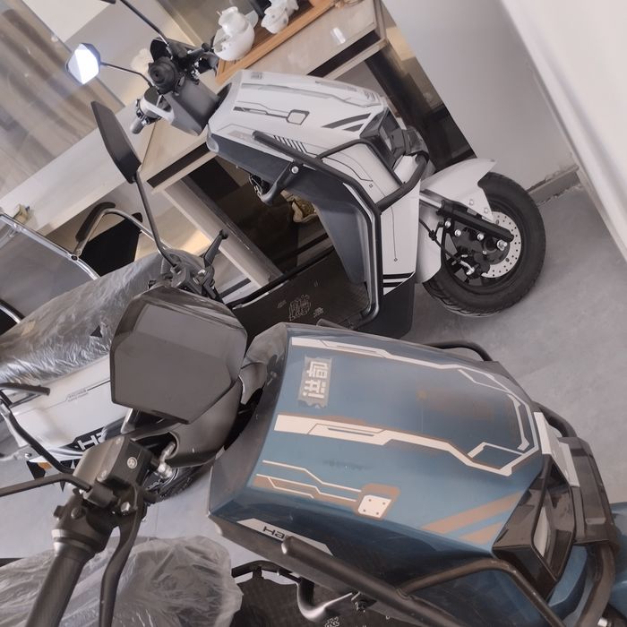 Srochna Hongdu HD1000DT skuter