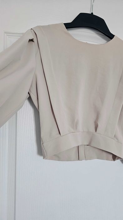 Ефектна блуза размер XS/S