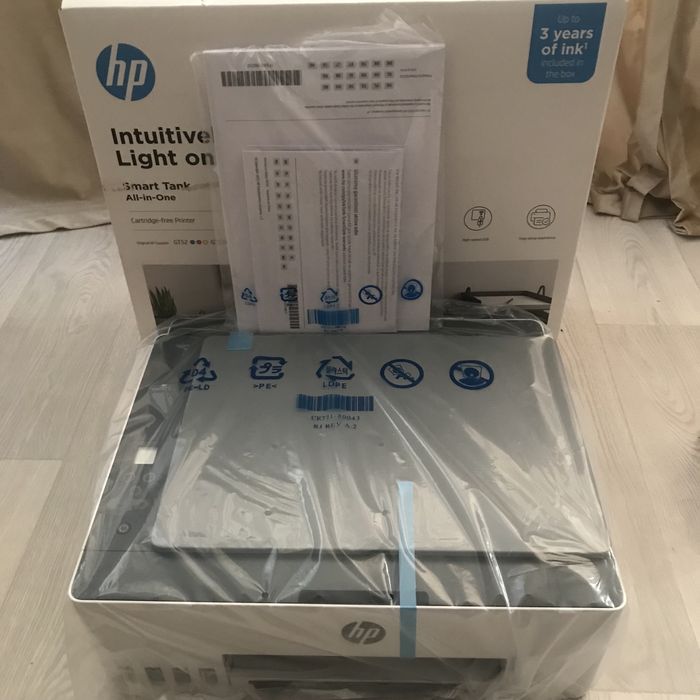 Продам новый принтер HP Smart Tank 520