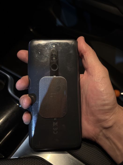 Продаю рэдми телефон