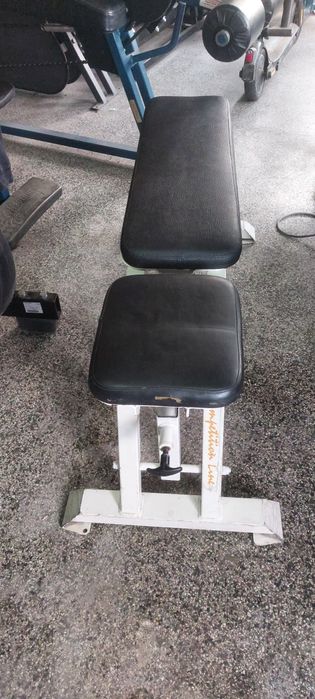 Продавам оригинална регулируема пейка Precor