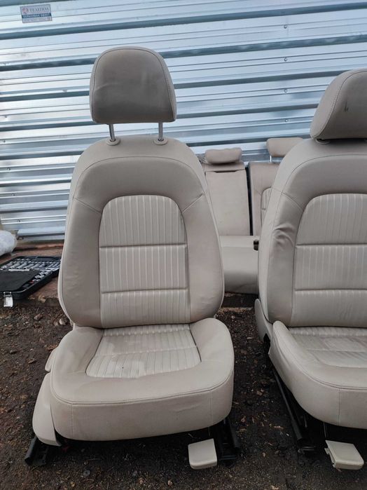 Бежов салон части от 4вр него Audi A4 B8 Ауди А4 б8 седан комби А5 A5