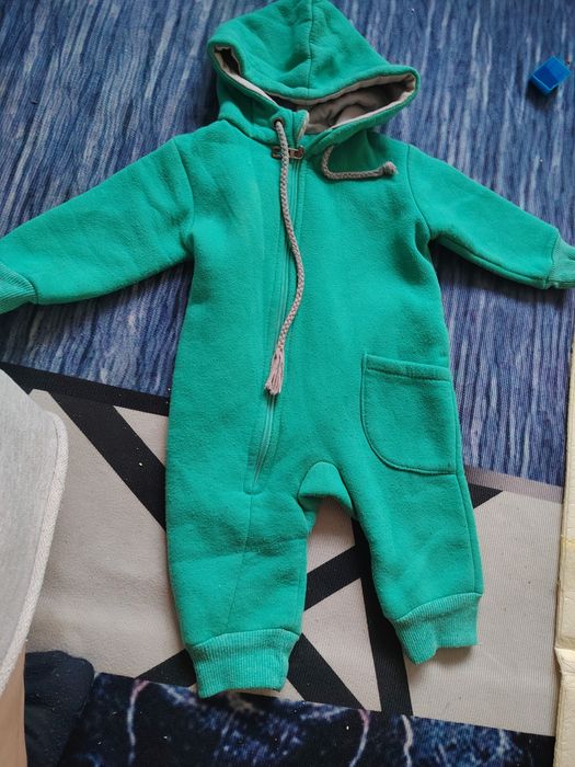 Продам детские куртки