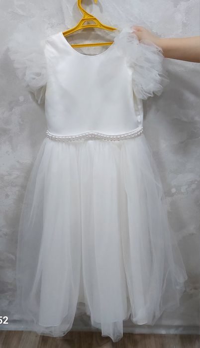 Продам платье для девочки