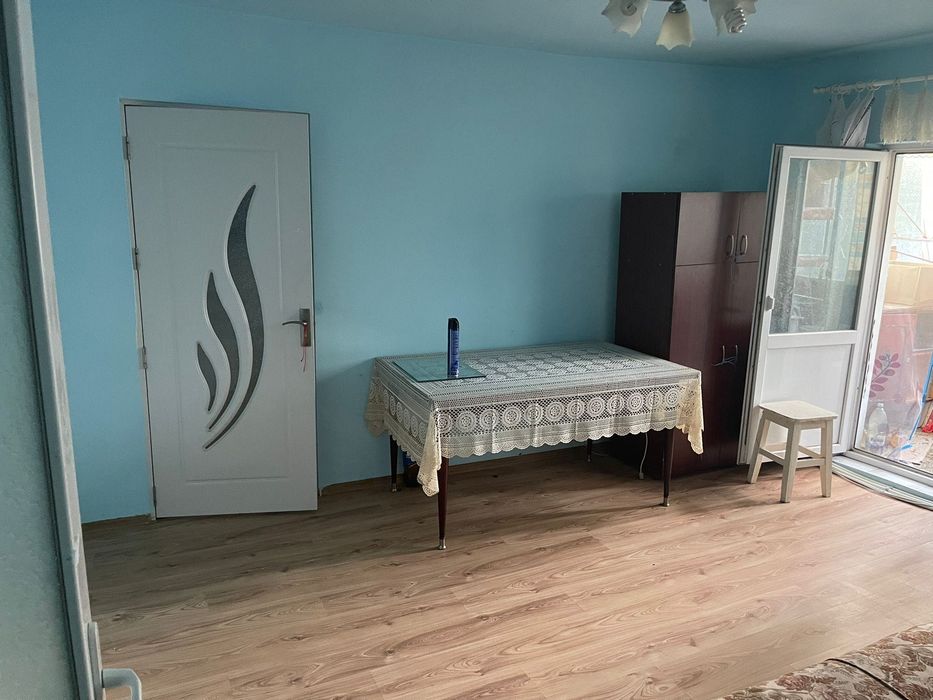 Se vinde apartament cu 2 camere