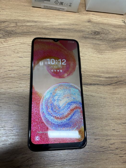 Samsung A04e 32 gb рабочтй , целый