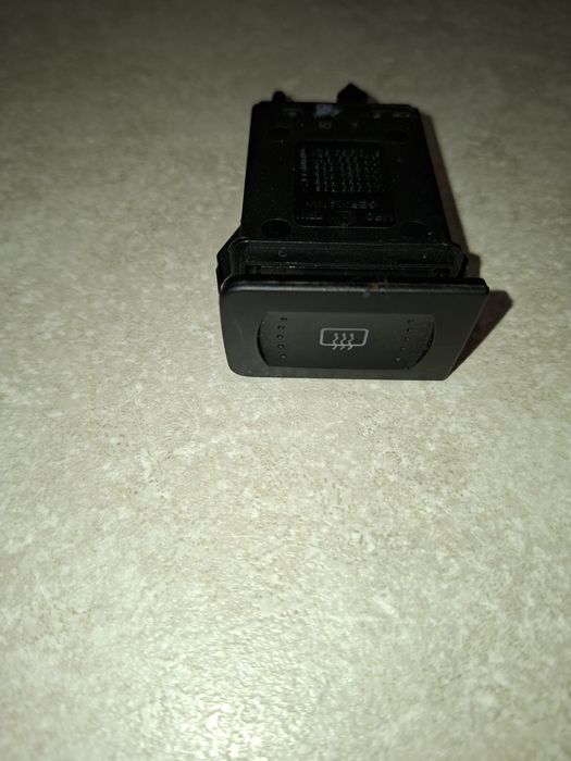 Suport pahare, buton avarii, buton dezaburire luneta  vw golf 4