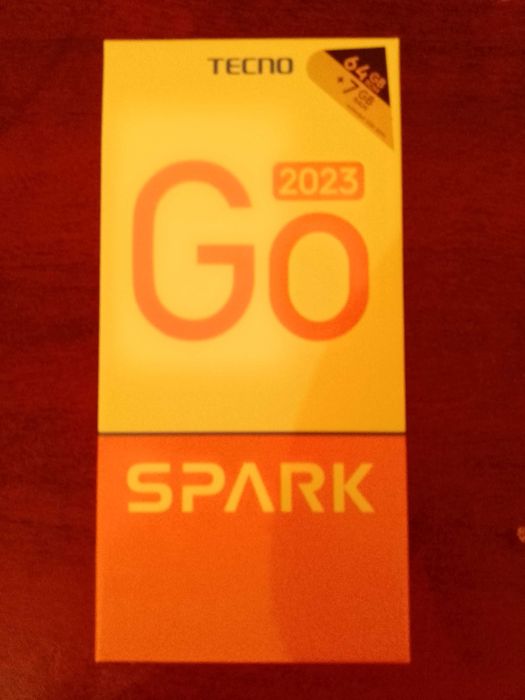 Tecno spark 4+3/64 GB yangi, garantiyasi bor, otpechatkasi bor