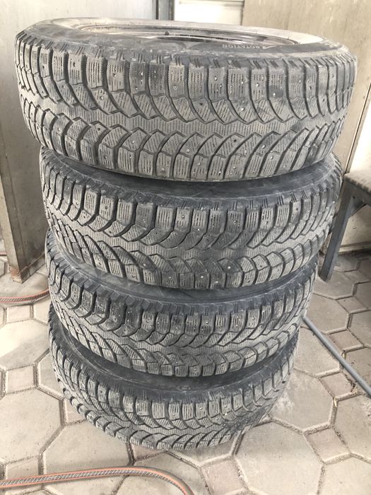 Bridgestone 215/70/16