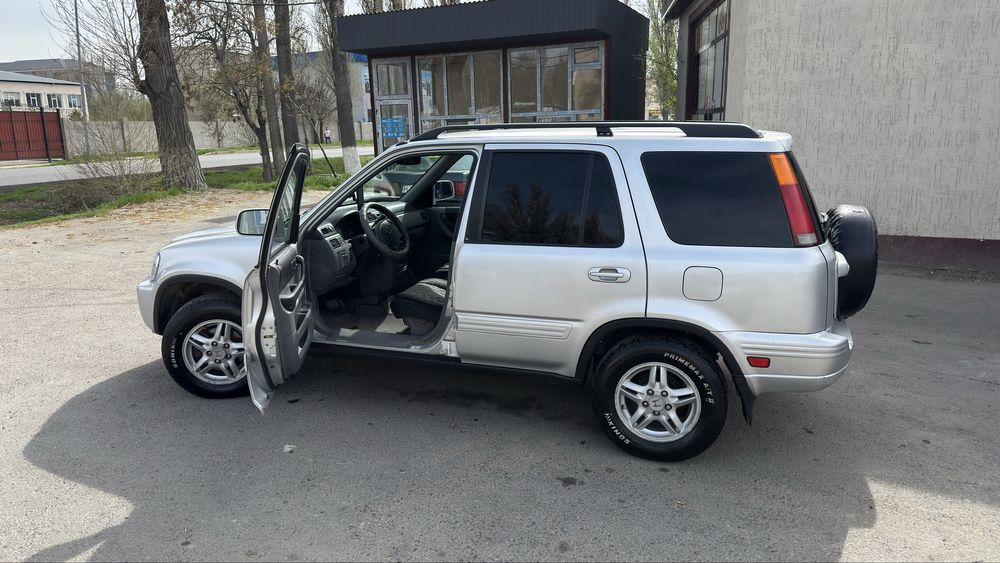 Продам Honda CR-V