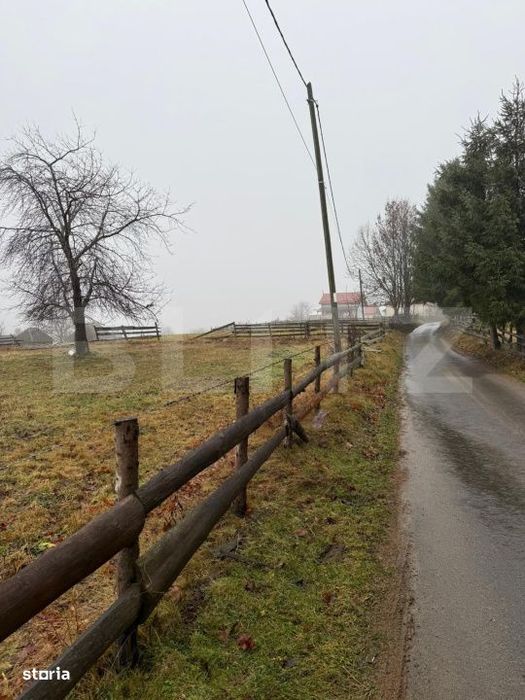 De vanzare teren intravilan, 1.716 mp - Marisel