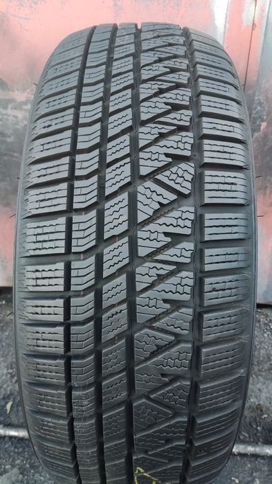 1брой зимна гума  225/60/17 Kumho Winter Craft , SUV, dot23
dot23