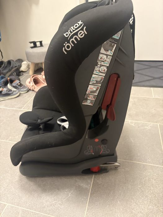 Scaun Britax Römer Duo 9-18 kg cu Isofix