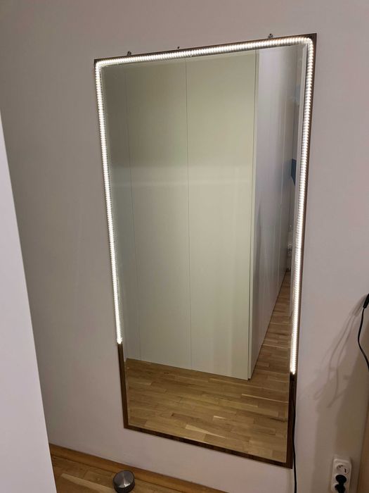 Огледало 150х70см с монтирано LED осветление