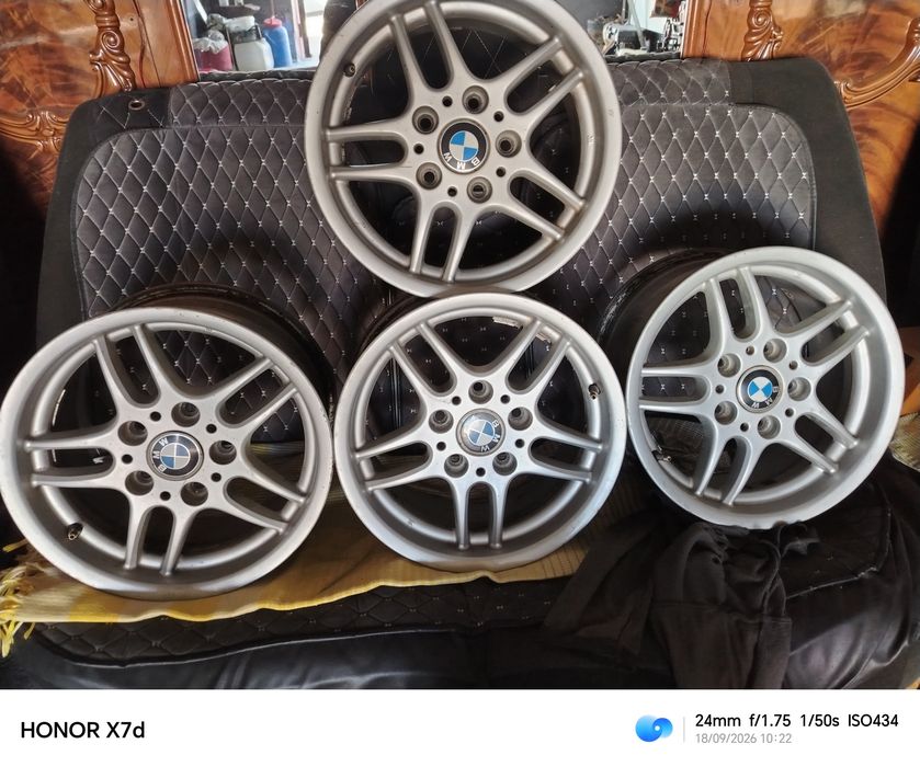 Продам оригинальные диски на бмв
