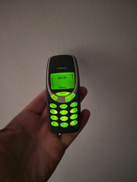 Nokia 3310 ( liber de rețea, lifetimer 3:29, baterie noua)