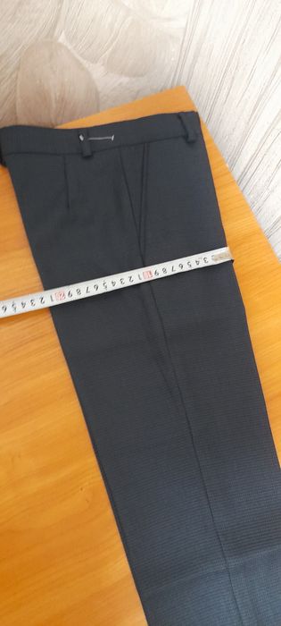 Брюки школьные новые для мальчика