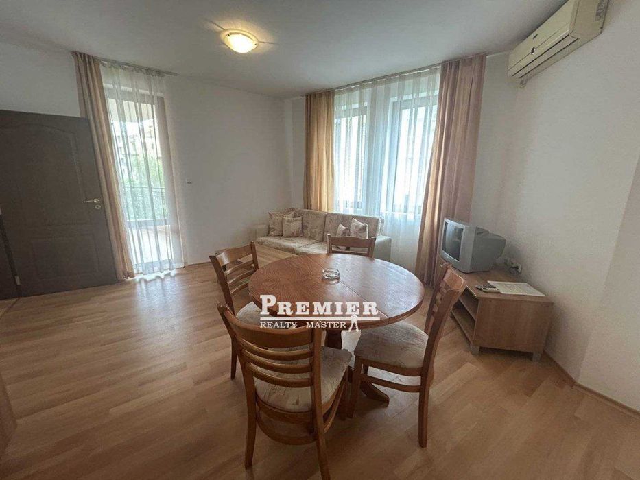 Продава се Двустаен апартамент в к.к. Слънчев бряг - 72 кв.м за 631 €/кв.м - Снимка #1