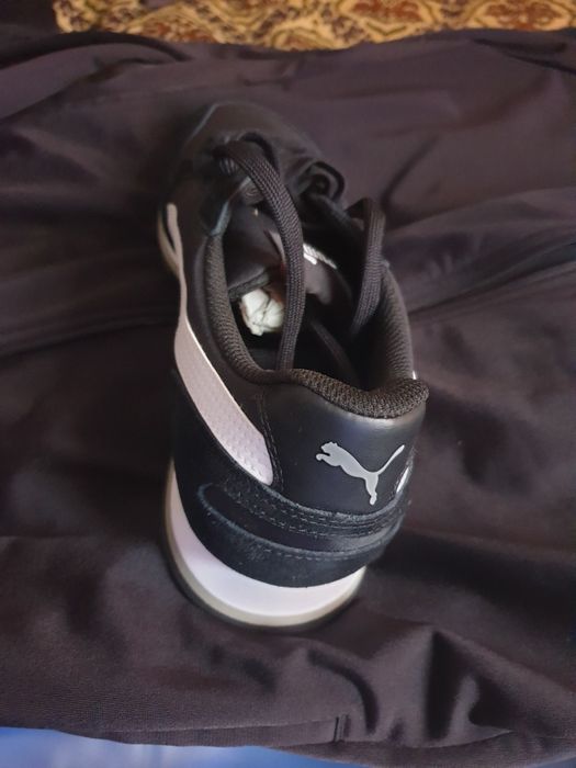 Продам  кроссовки  Puma.