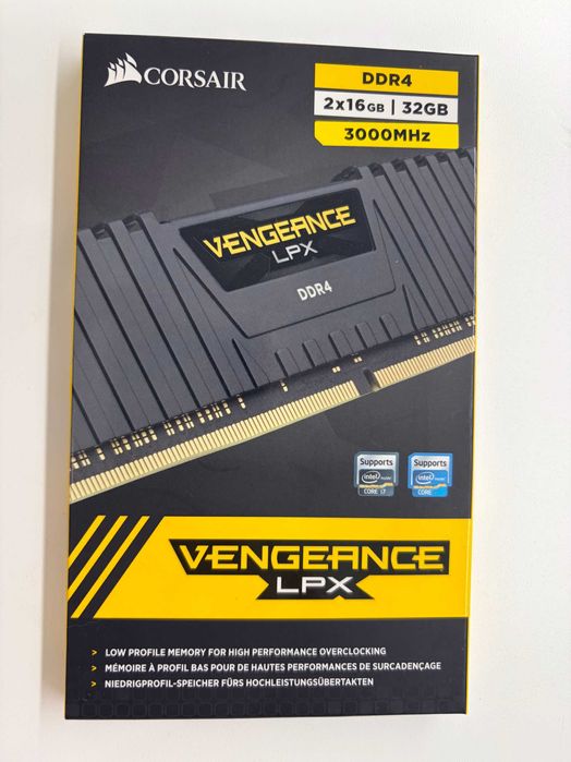 Kit 64GB DDR4 Corsair Vengeance LPX 3000MHz (4 x 16GB) / sau 2x 32GB