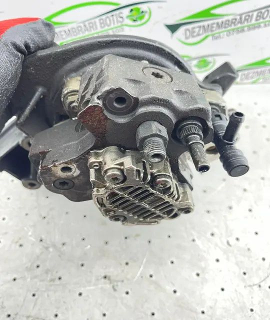 Pompa inalta presiune 82 00 055 072 Renault Laguna 2003