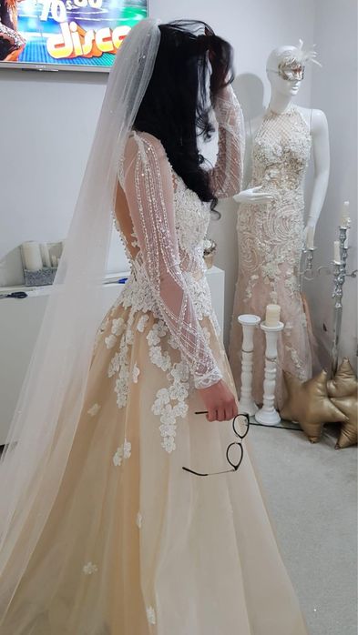 Rochie de Mireasă tip sirenă cu Trenă detașabilă