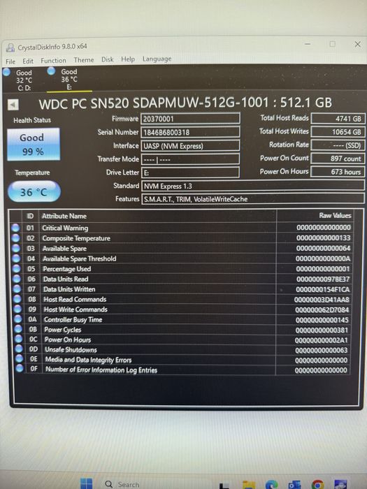 NVMe Western Digital 512 Gb